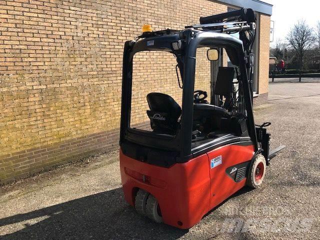 Linde E16-02-386 Stivuitor electric