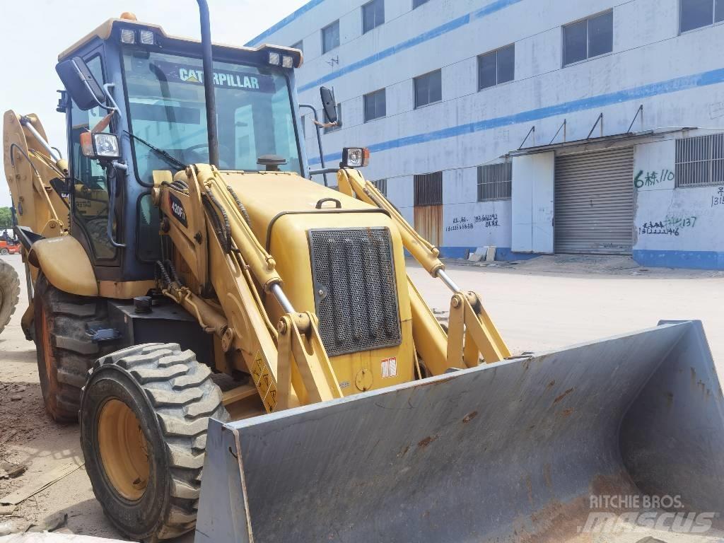 CAT 420 F Buldoexcavatoare