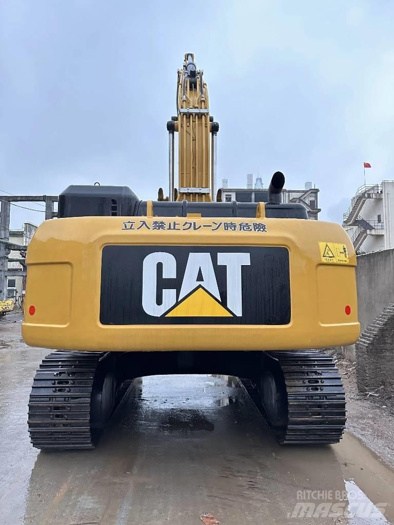 CAT 330D2 Excavatoare pe șenile

