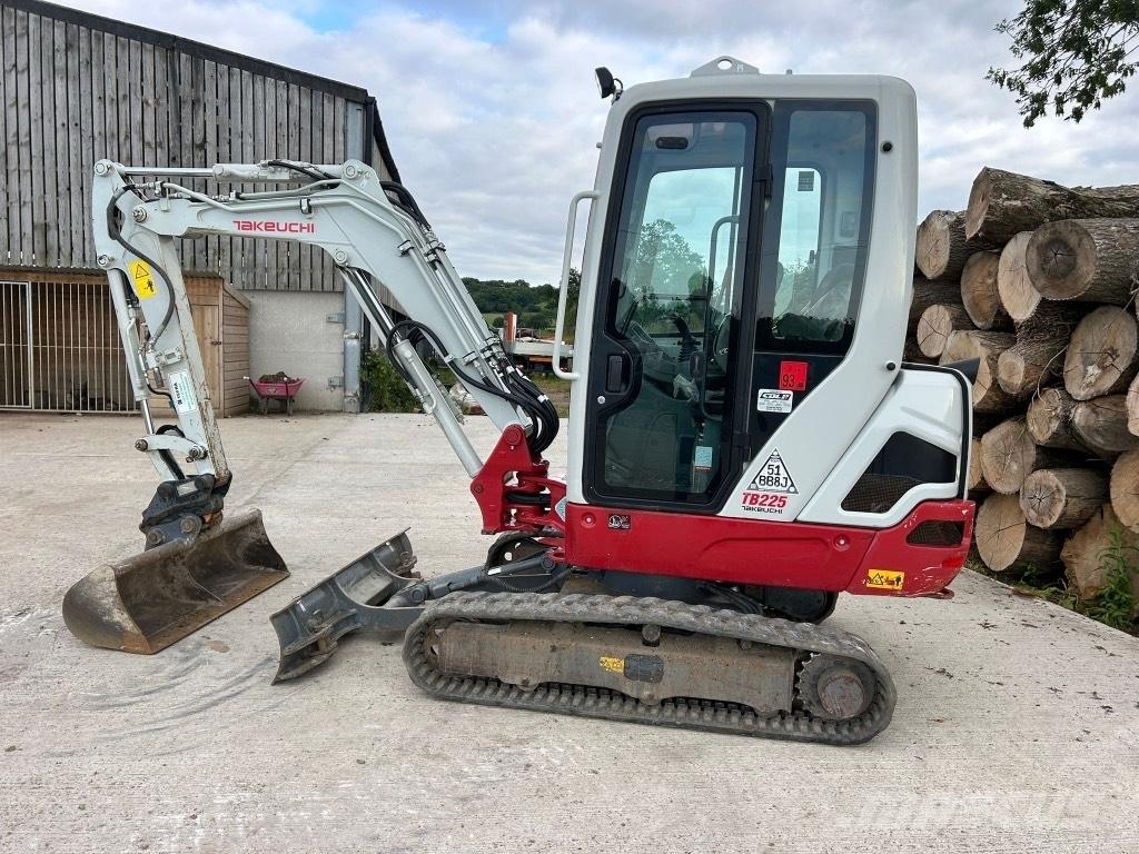 Takeuchi TB 225 Mini excavatoare < 7t