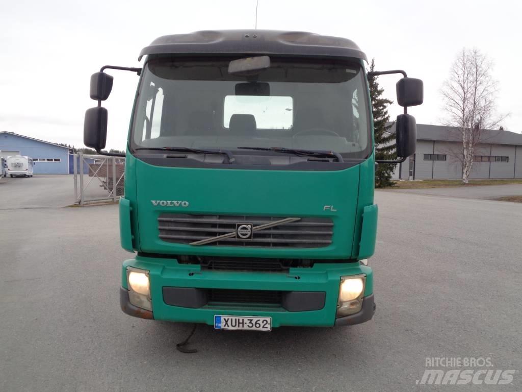 Volvo FL 240 4x2 Camioane Demontabile