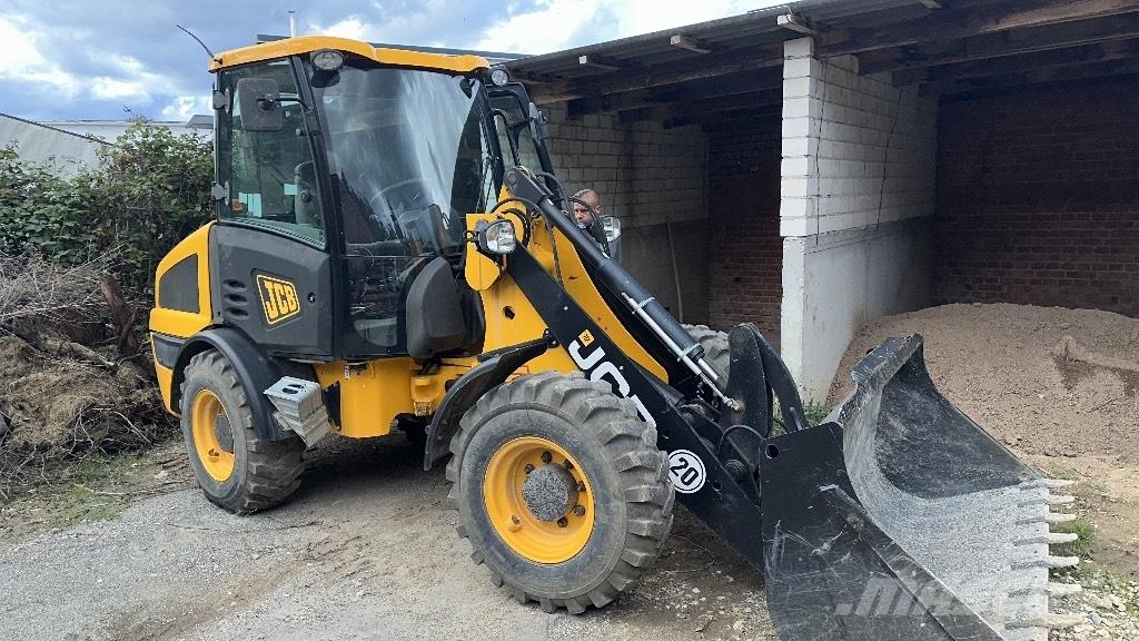 JCB 406 T 4 Incarcator pe pneuri