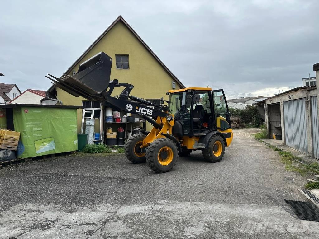 JCB 406 T 4 Incarcator pe pneuri