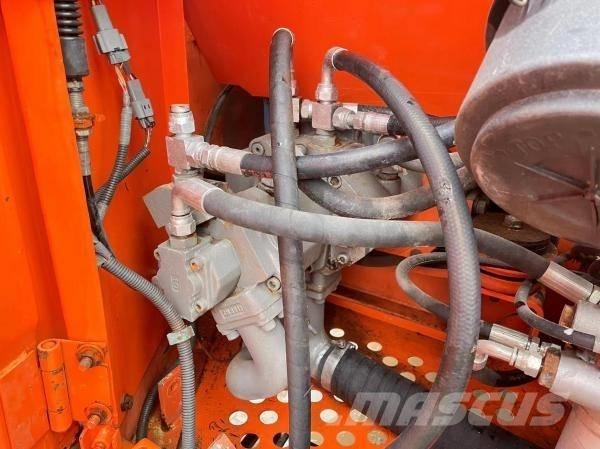 Hitachi Zaxis 70 Excavatoare pe șenile
