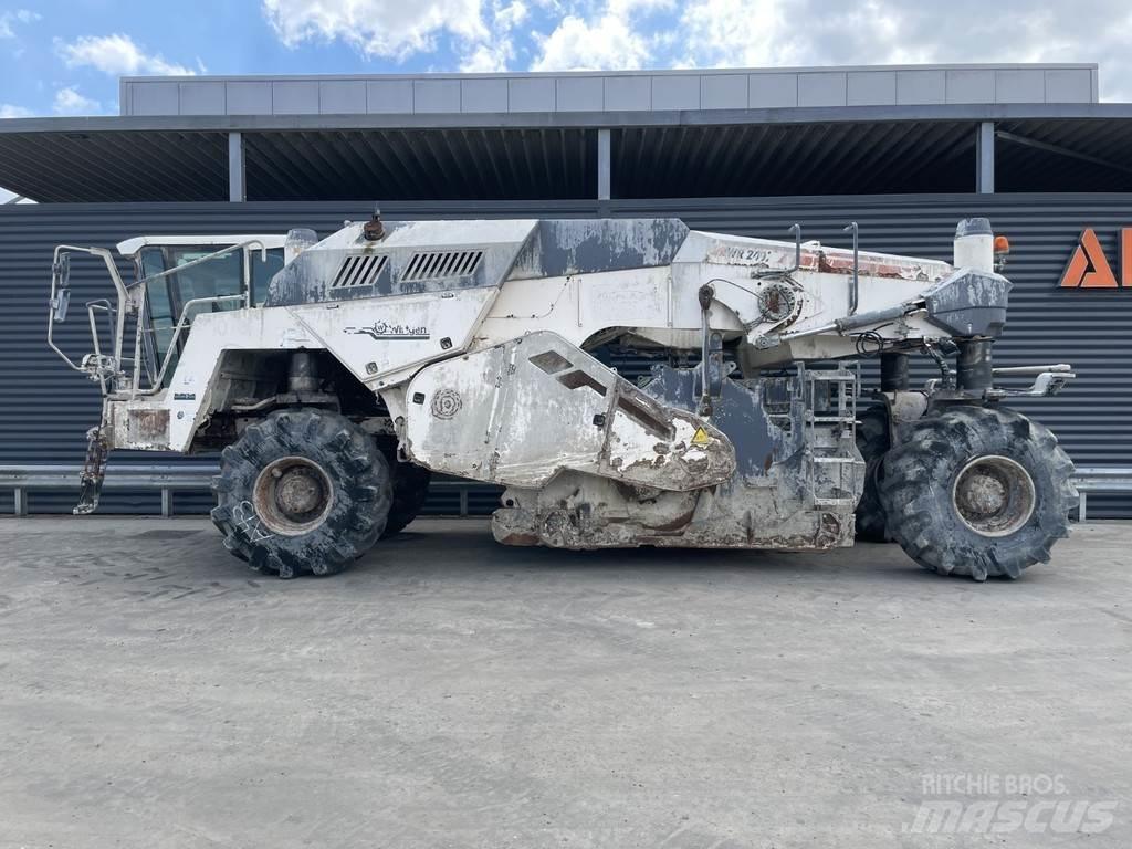 Wirtgen WR 240I Reciclatori asfalt