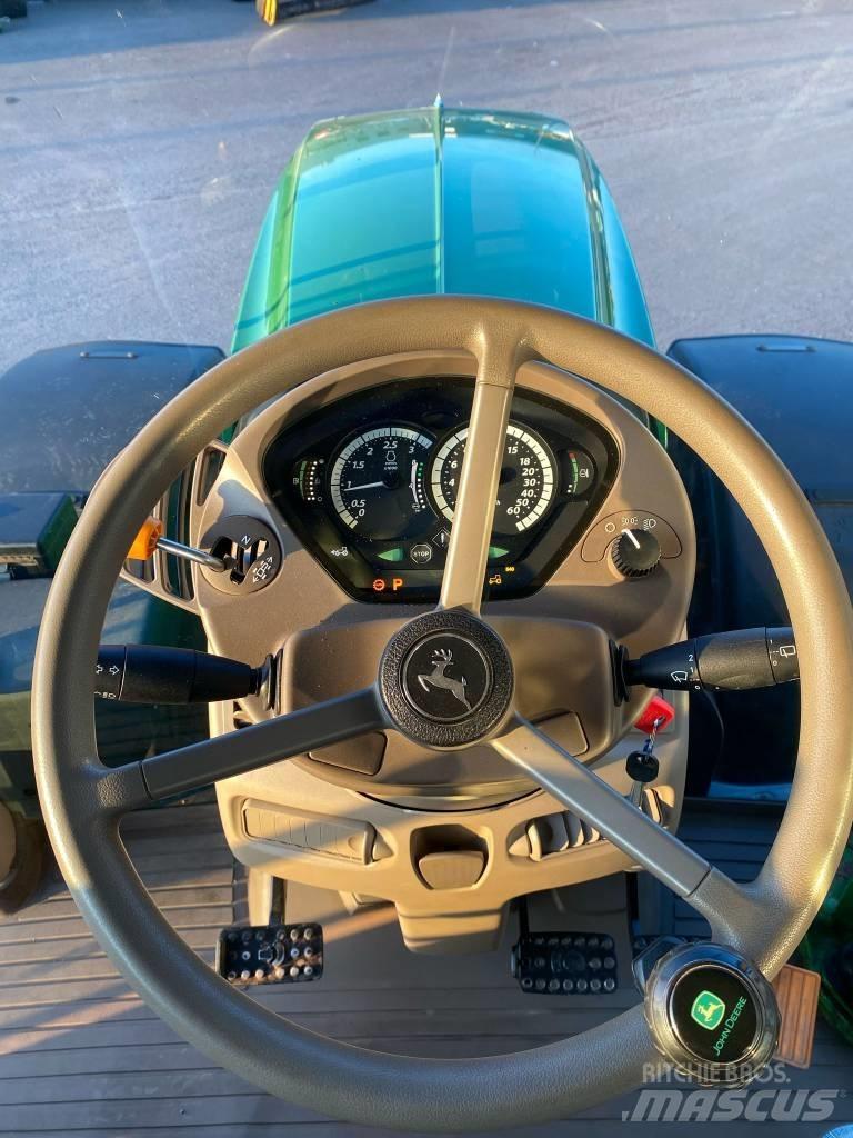 John Deere 6215 R Tractoare
