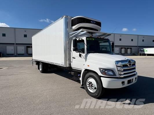 Hino L6 Camion cabina sasiu