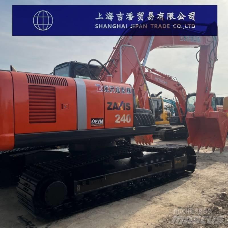 Hitachi ZX 240 Excavatoare pe șenile
