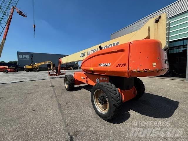JLG 1200 SJP Nacele cu brat telescopic