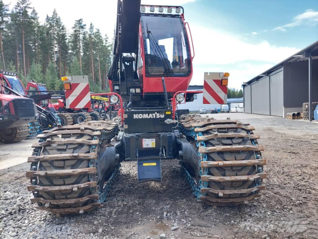 Komatsu 901 XC Combine forestiere