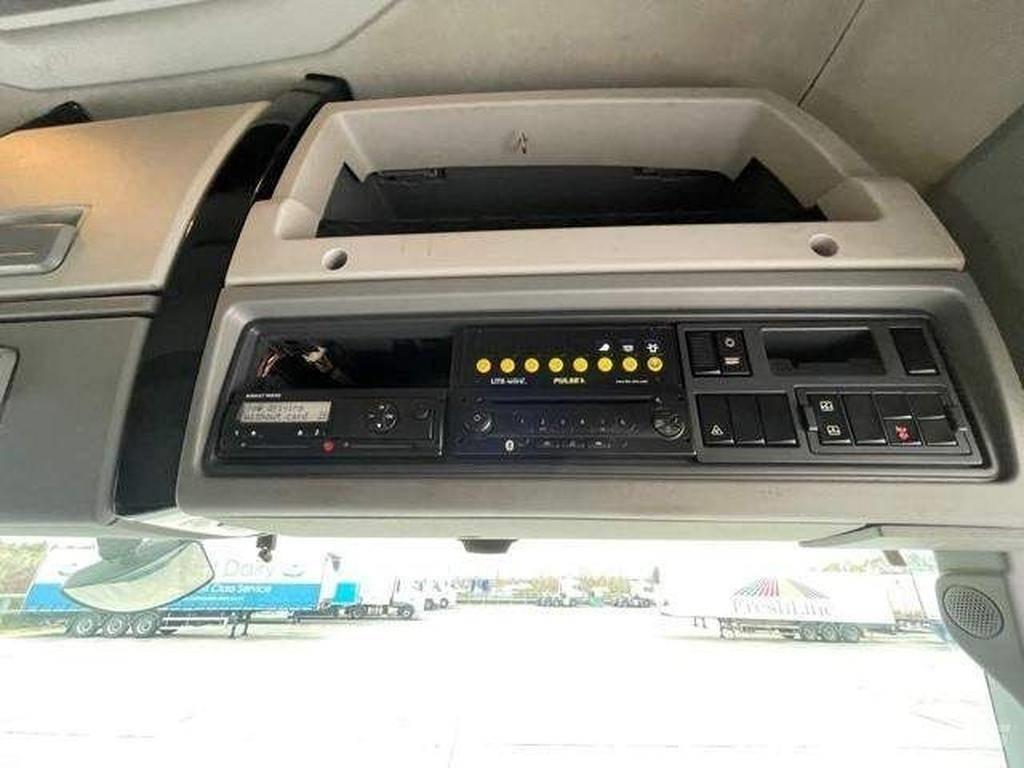 Renault T430 Autobasculanta