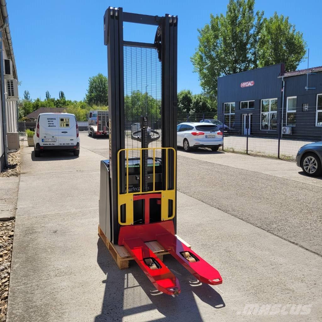 Hyster S 1.6 Transpaleta manuala