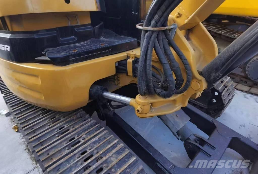 CAT 304 CR Mini excavatoare < 7t