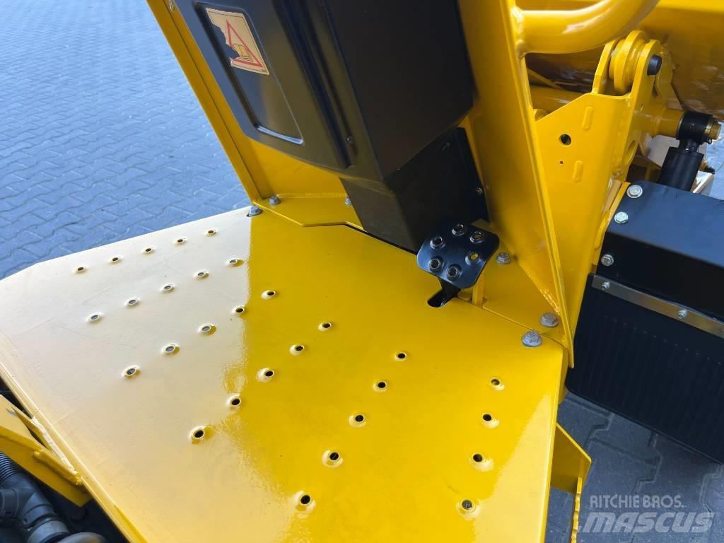 Thwaites Mach 201 Minitractor de teren