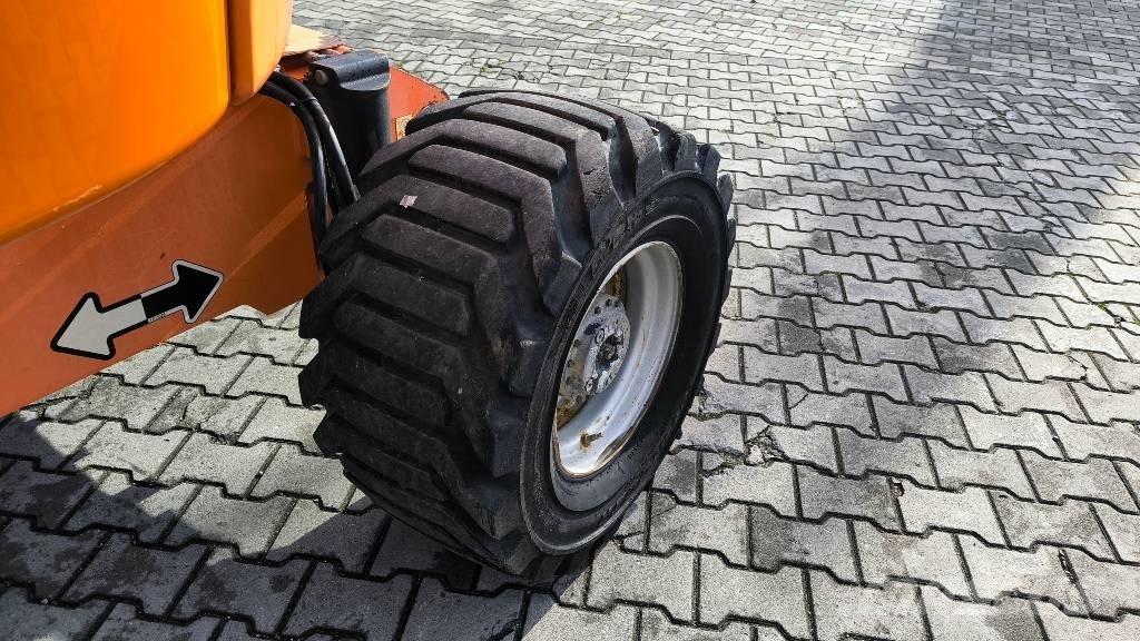 JLG 450 AJ Nacele cu brat articulat