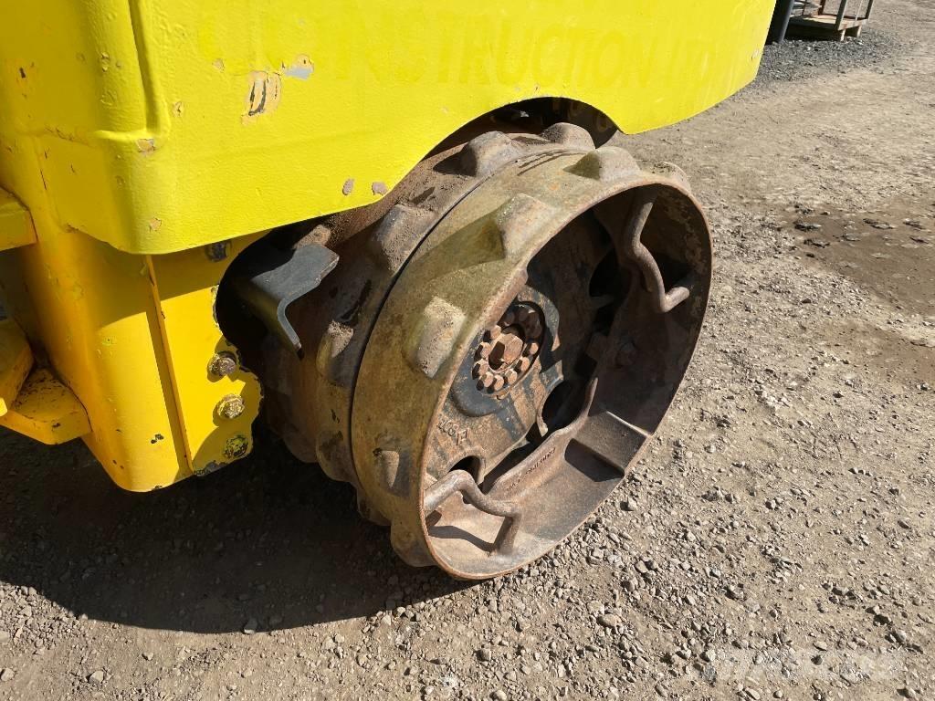 Bomag BMP 8500 Cilindri compactori dubli