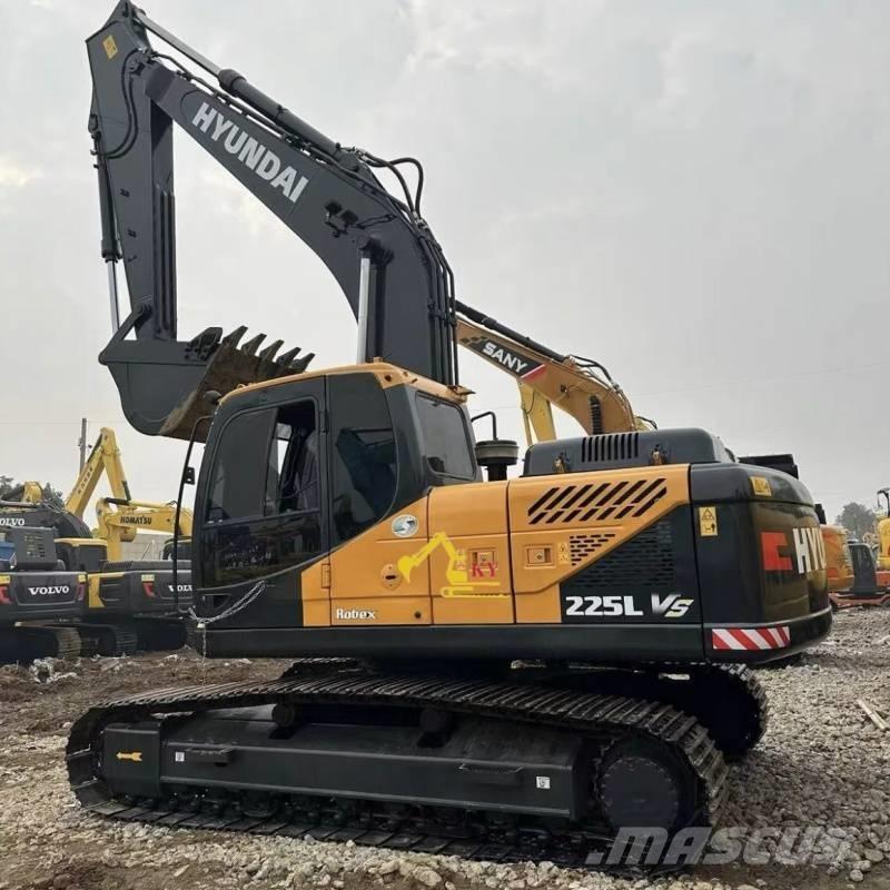 Hyundai 225VS Excavatoare pe șenile
