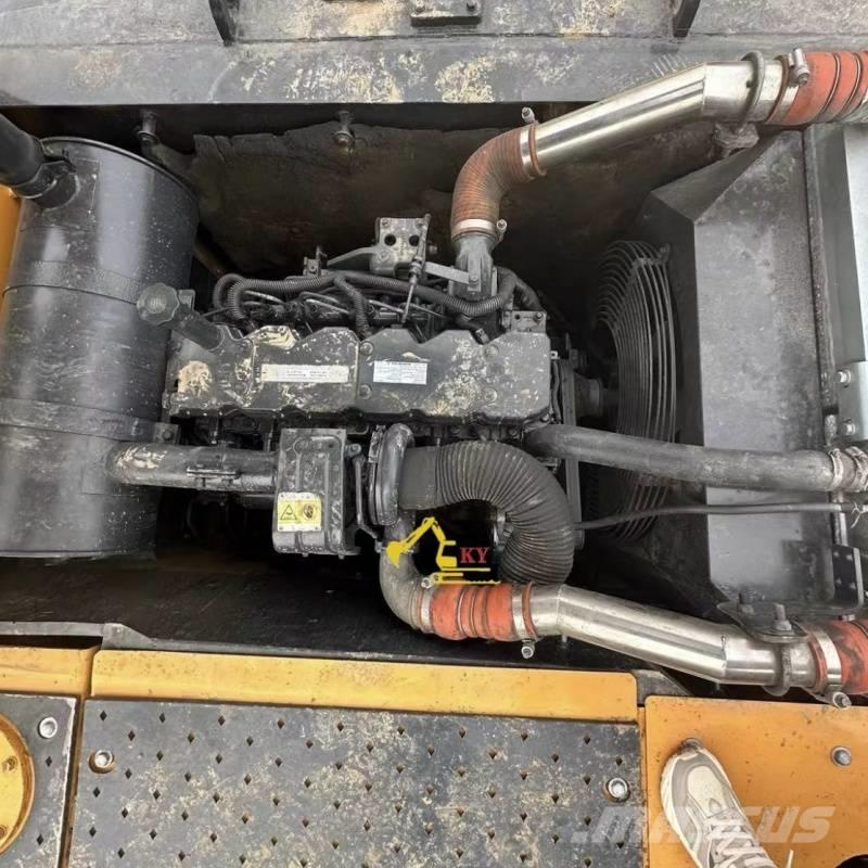 Hyundai 225VS Excavatoare pe șenile
