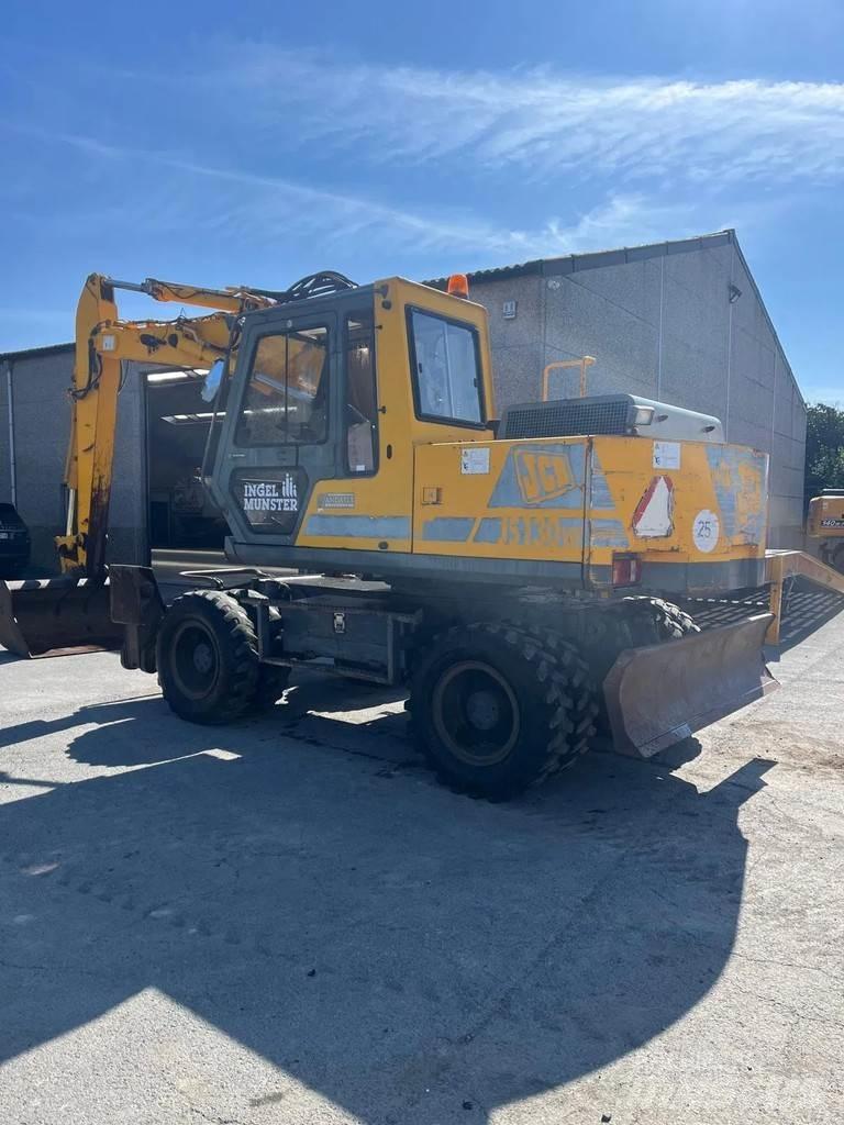 JCB JS130W Excavatoare cu roti