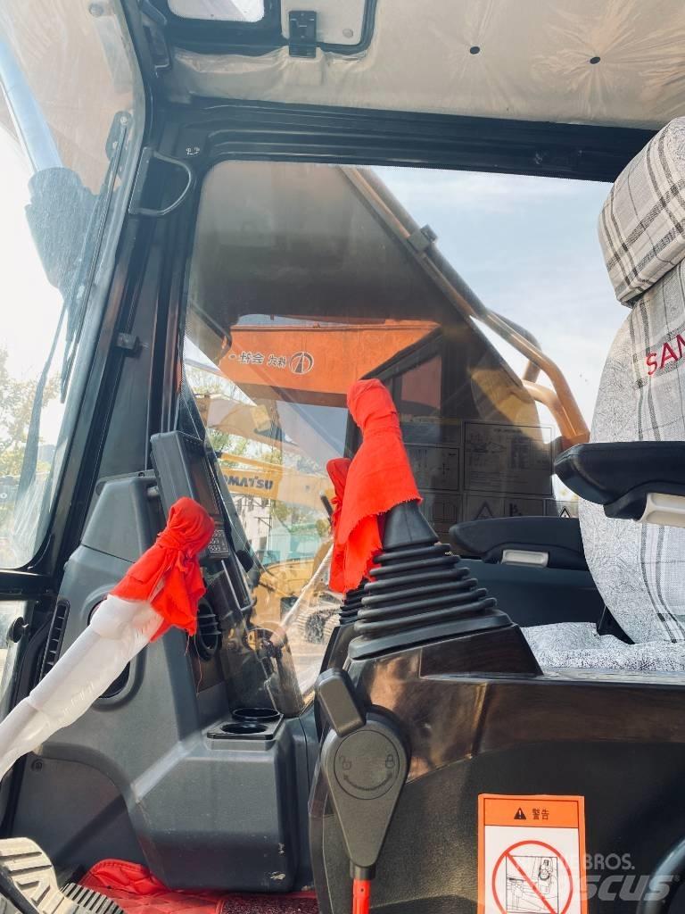 Sany 215C Excavatoare pe șenile
