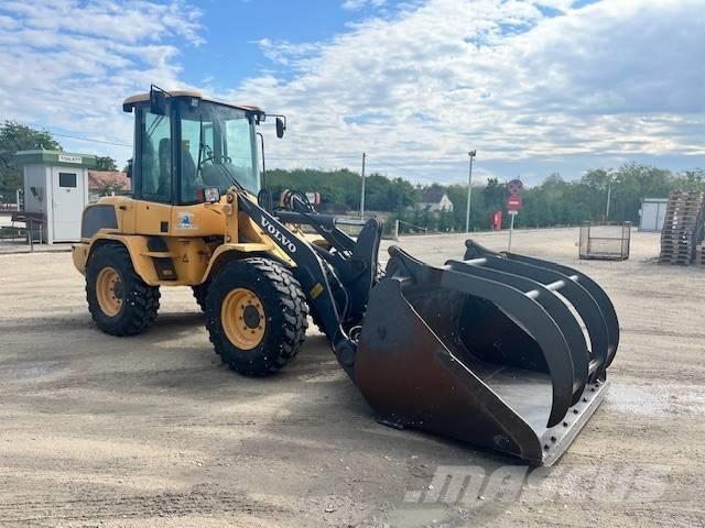 Volvo L 30 G Incarcator pe pneuri