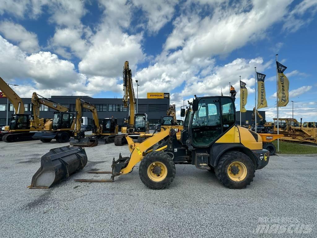 Komatsu WA 80 Incarcator pe pneuri