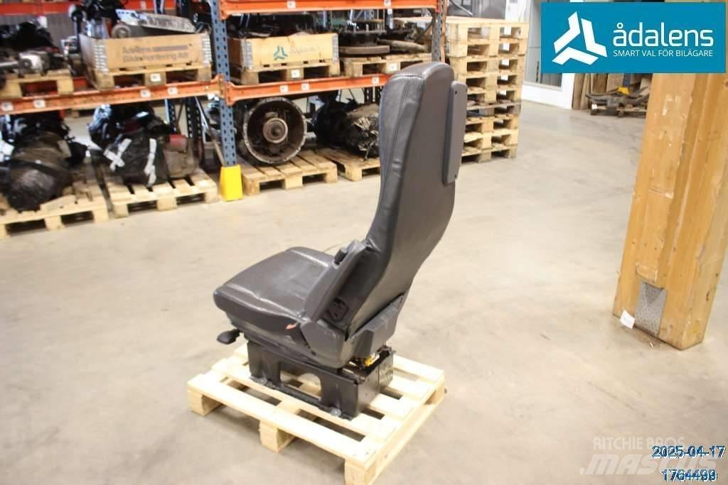 Scania R 480 Cabine si interior