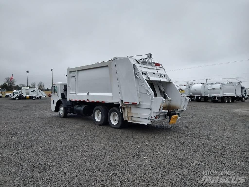Mack LEU613 Camion de deseuri