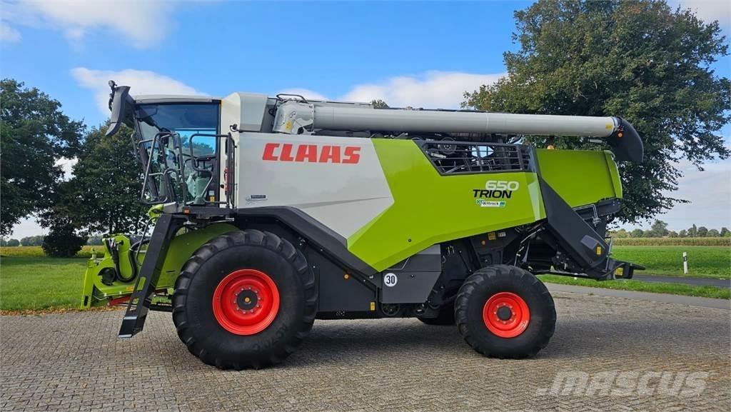 CLAAS Trion 650 Combine de secerat