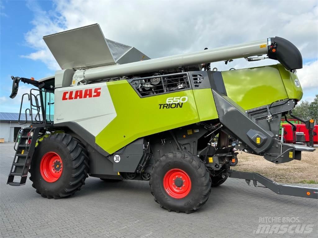 CLAAS Trion 650 Combine de secerat