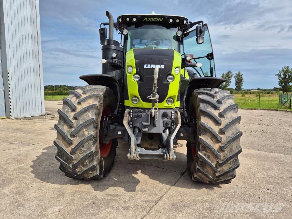 CLAAS Axion 930 Tractoare