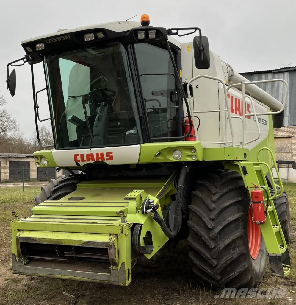 CLAAS Lexion 460 Combine de secerat