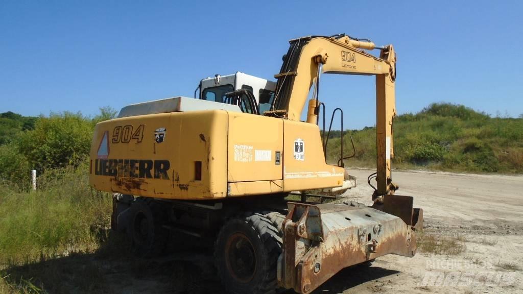 Liebherr A 904 Excavatoare cu roti