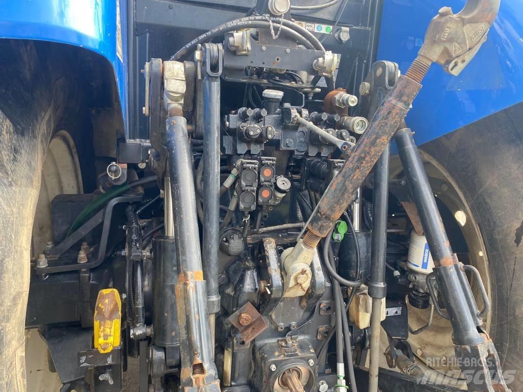 New Holland T 7.235 Tractoare
