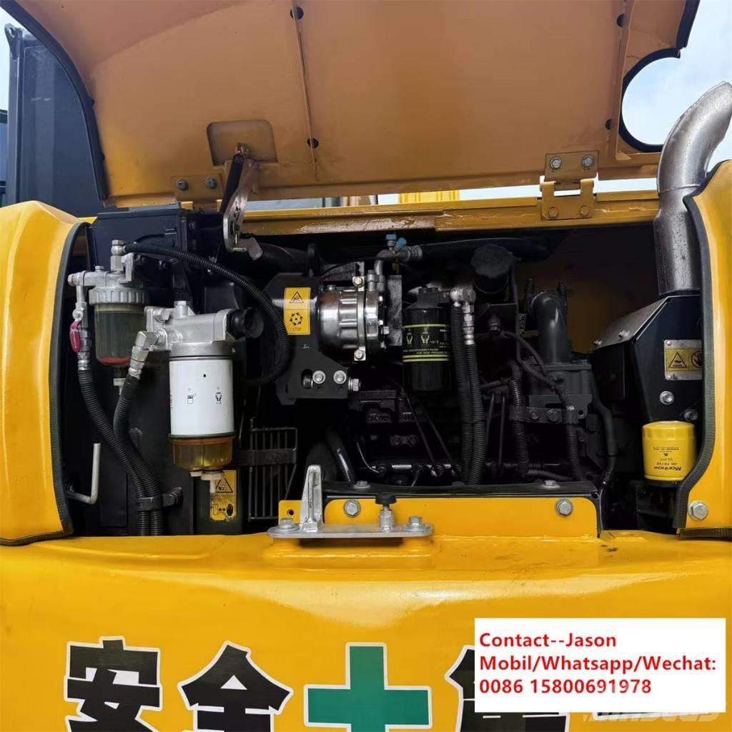 Komatsu PC 70-8 Excavatoare pe șenile
