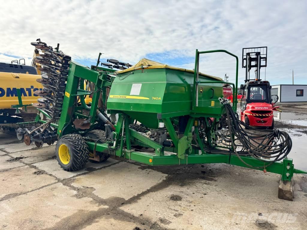  Jhon deere 740A Perforatoare