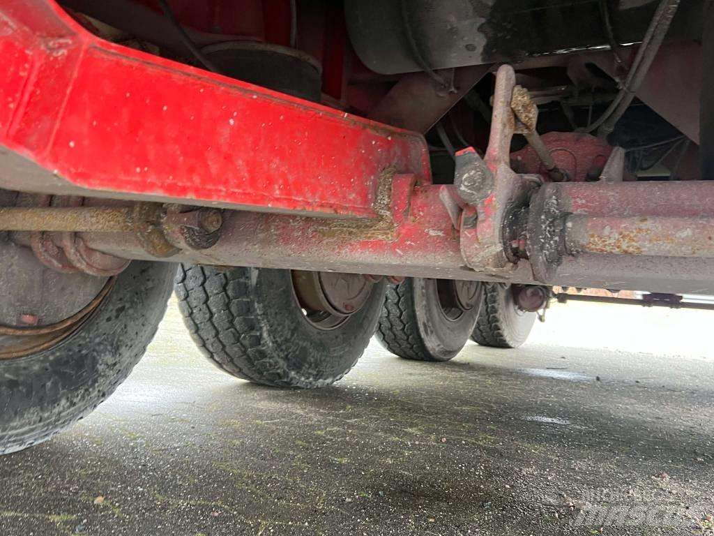 CMT W25 Semi-remorca Basculanta