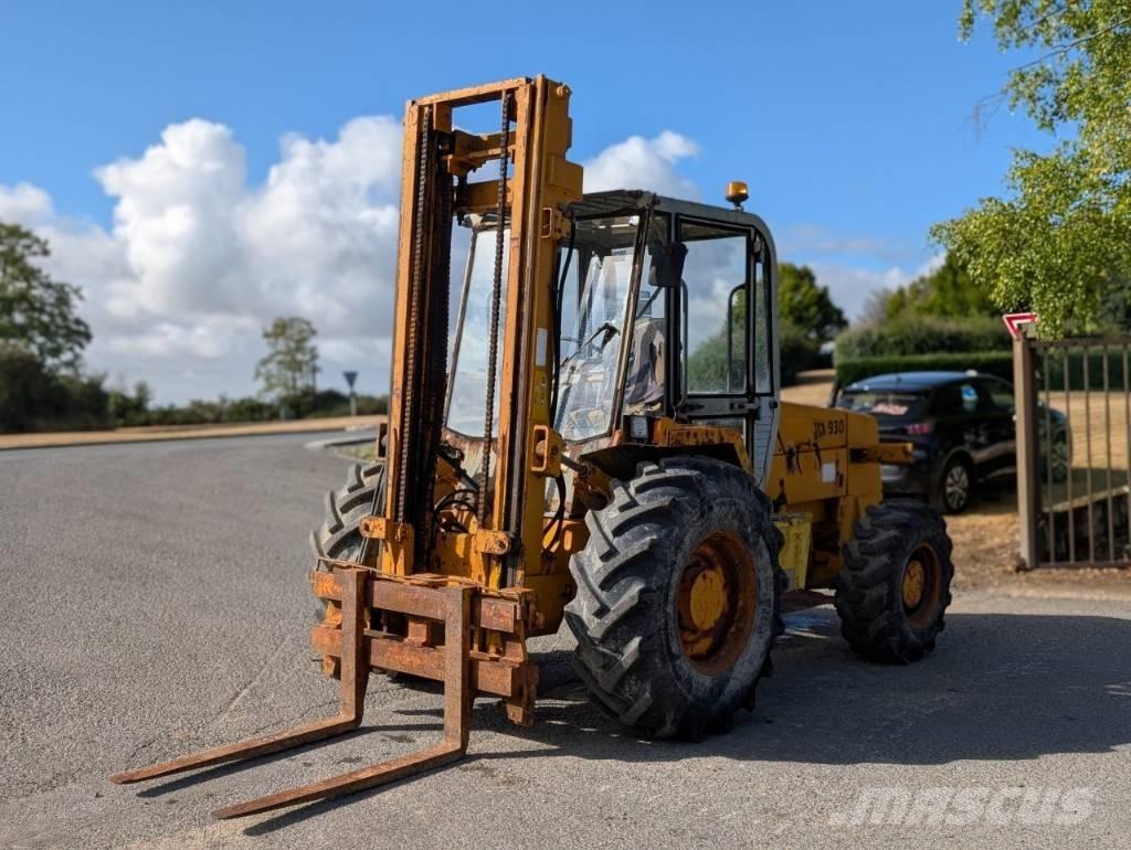 JCB 930 Masini de teren dificil