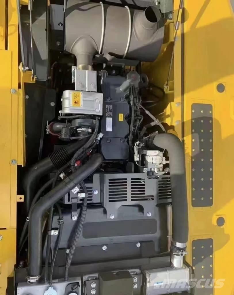 Komatsu PC 200-8 Excavatoare pe șenile
