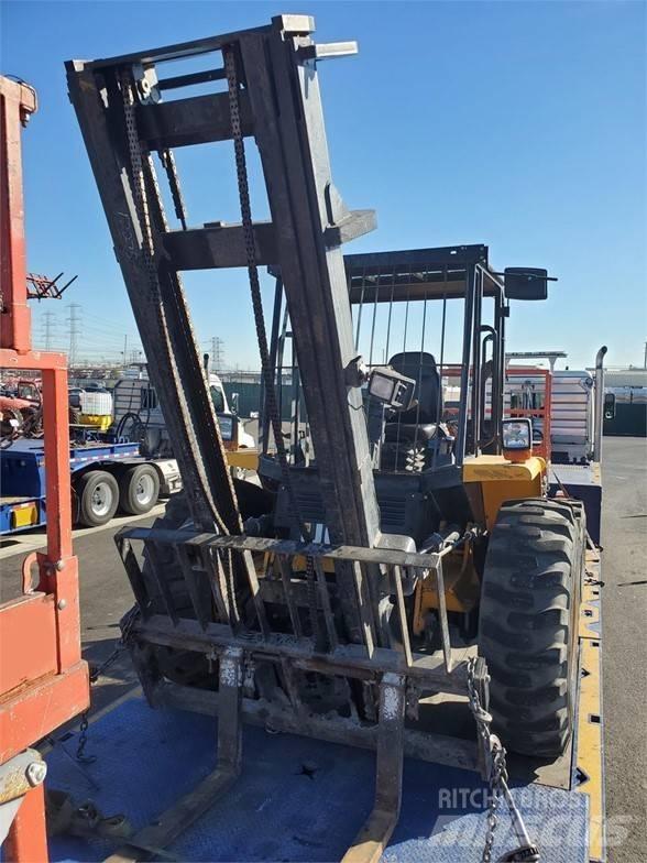 JCB 930 Masini de teren dificil