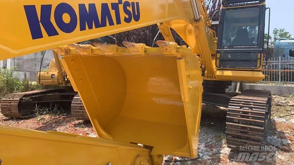 Komatsu PC 450 Excavatoare pe șenile
