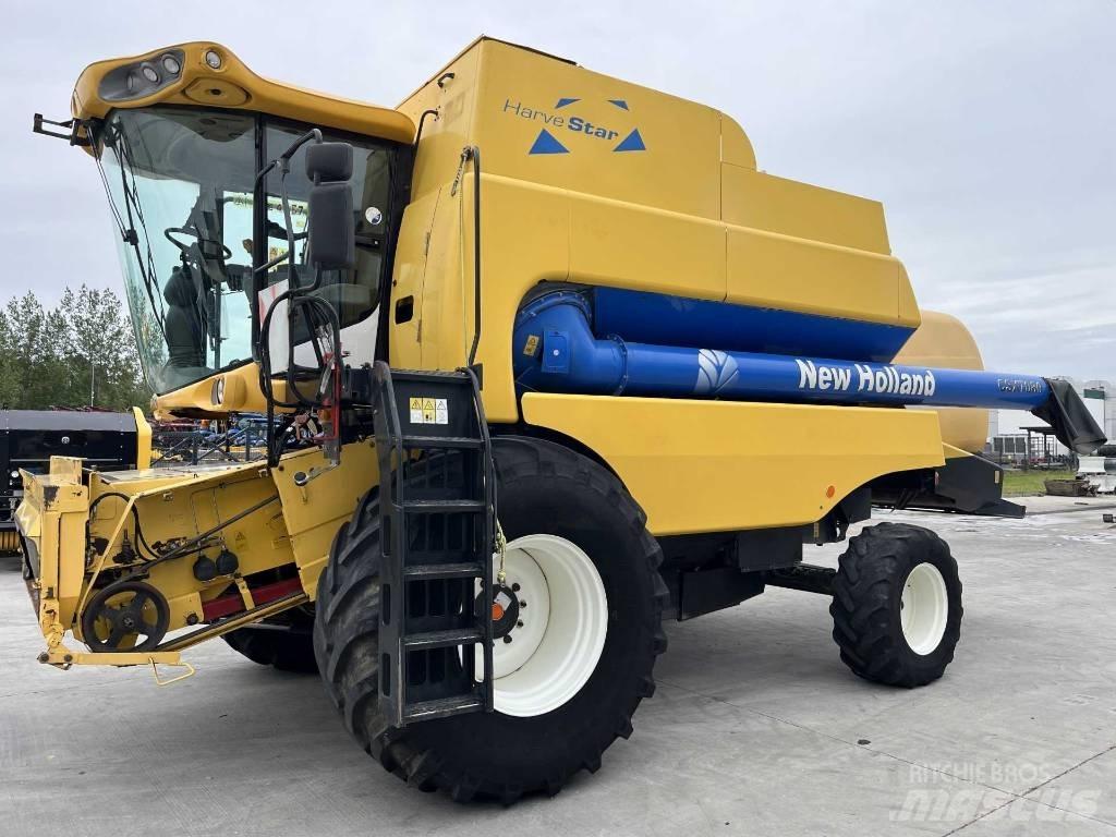 New Holland CSX 7080 Combine de secerat