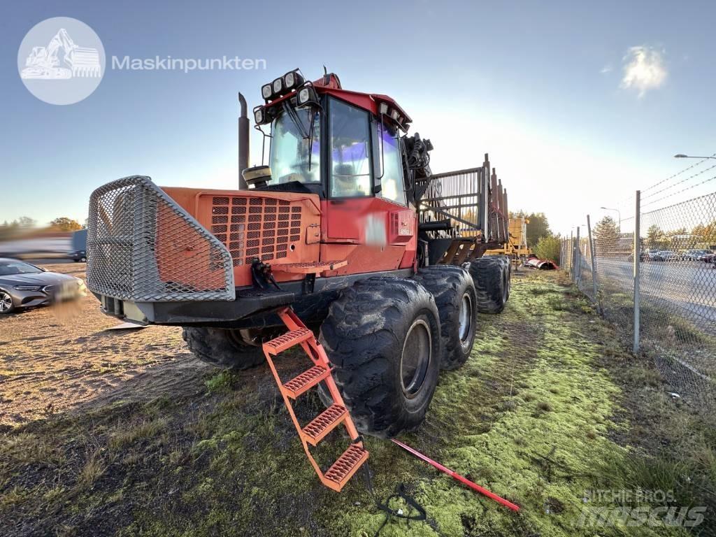 Valmet 890.3 Transportoare