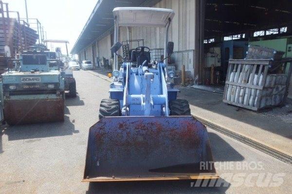 Mitsubishi WS210 Incarcator pe pneuri