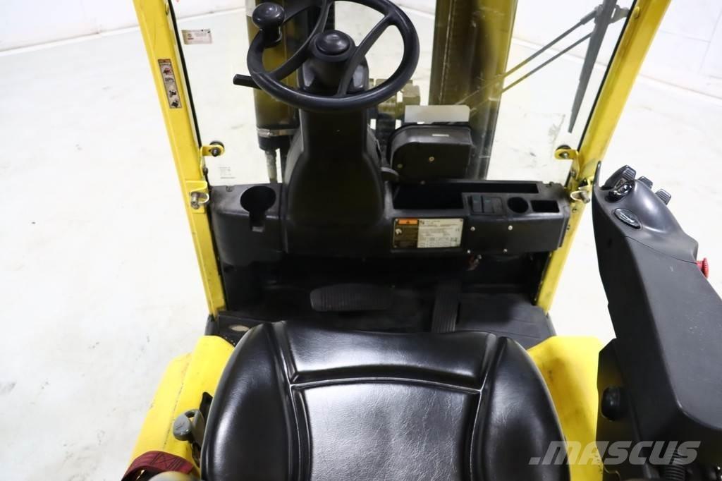 Hyster J2.0XN Stivuitor electric