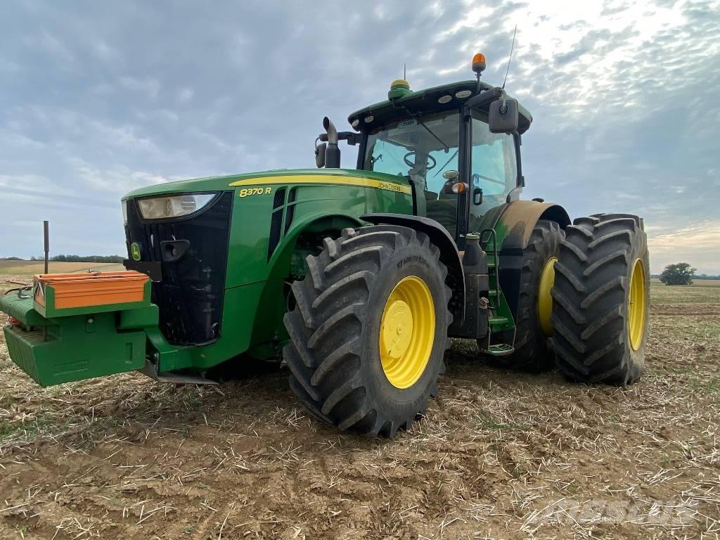 John Deere 8370 R Tractoare
