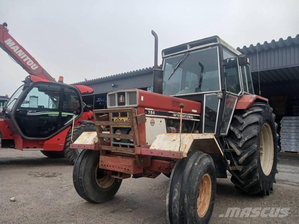 International 784 Tractoare