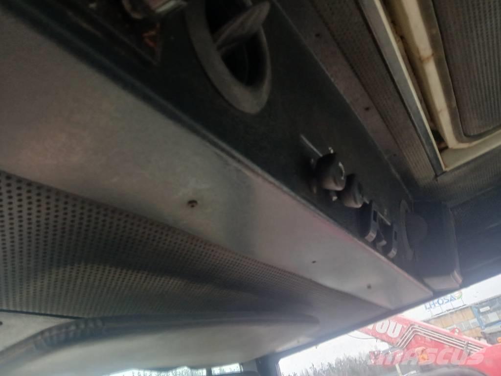 International 784 Tractoare