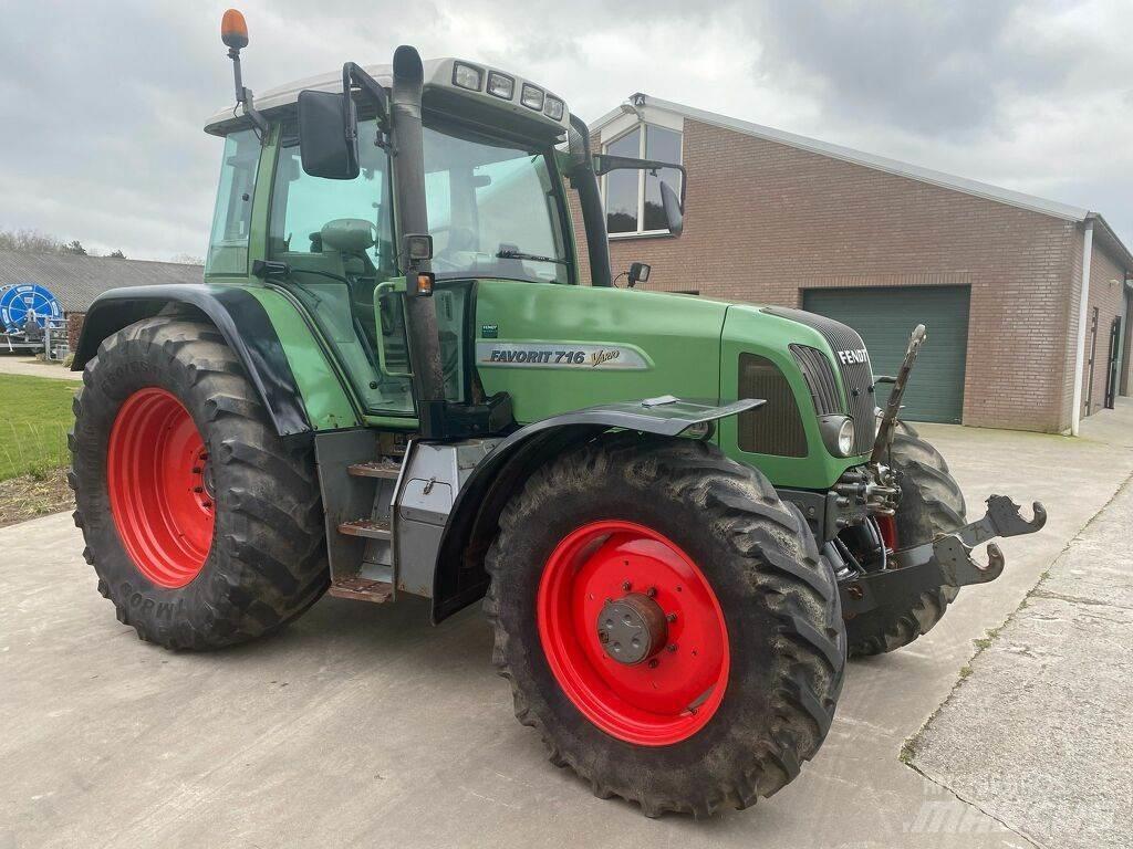 Fendt 716 Tractoare