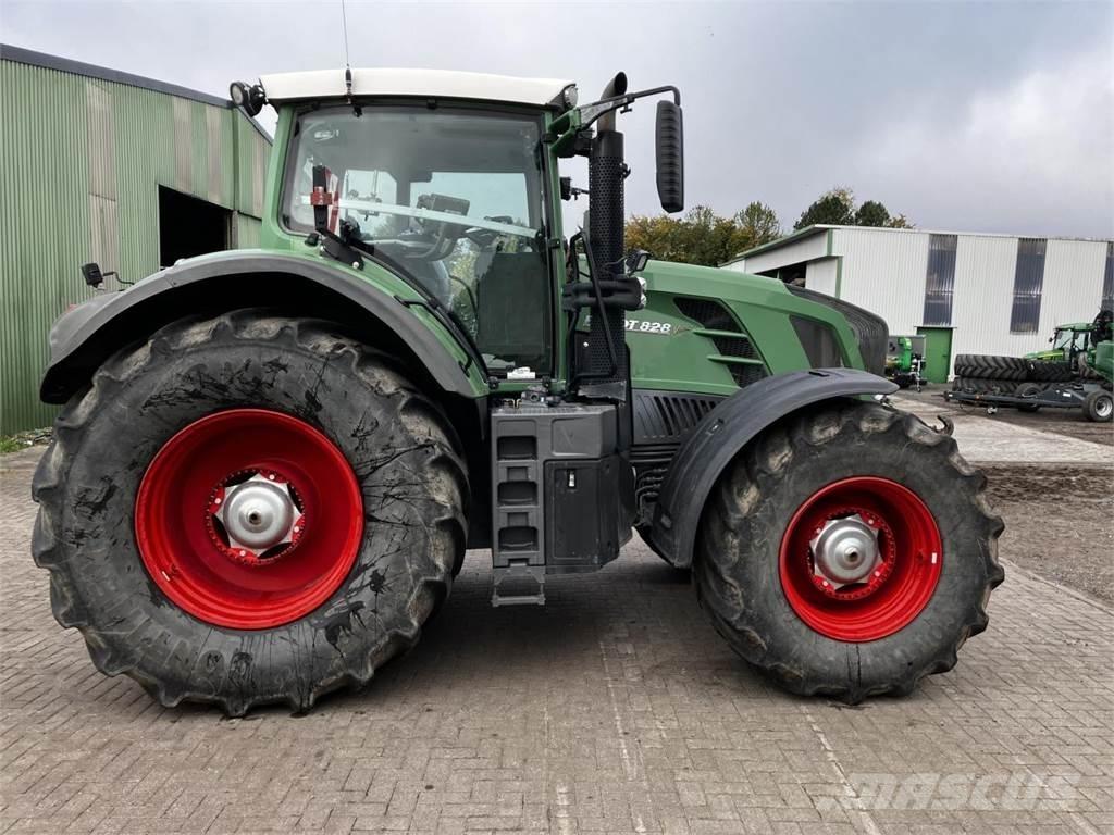 Fendt 828 Vario Tractoare